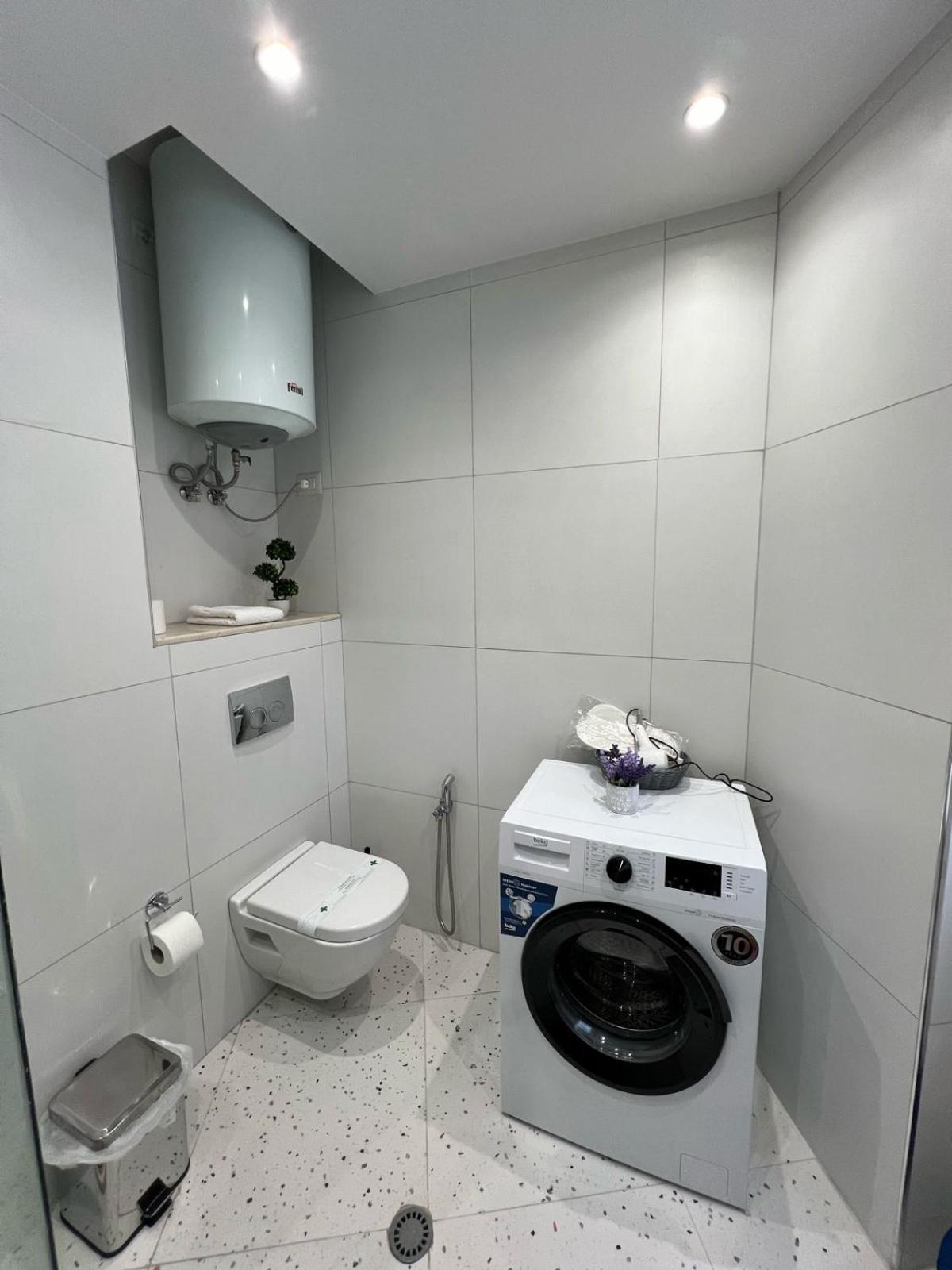 Appartement Metropolitan Charm: Cozy 1Br In 7Min To Skanderbeg à Tirana Extérieur photo